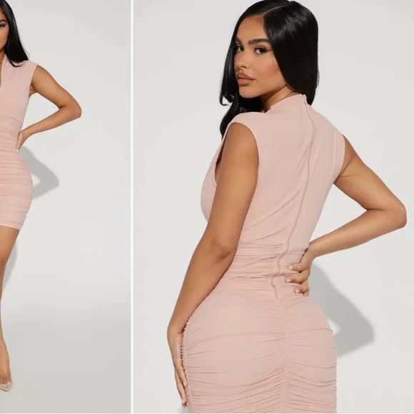 NWT FashionNova Women’s Diana Ruched Mini Dress Size Small - Picture 3 of 5